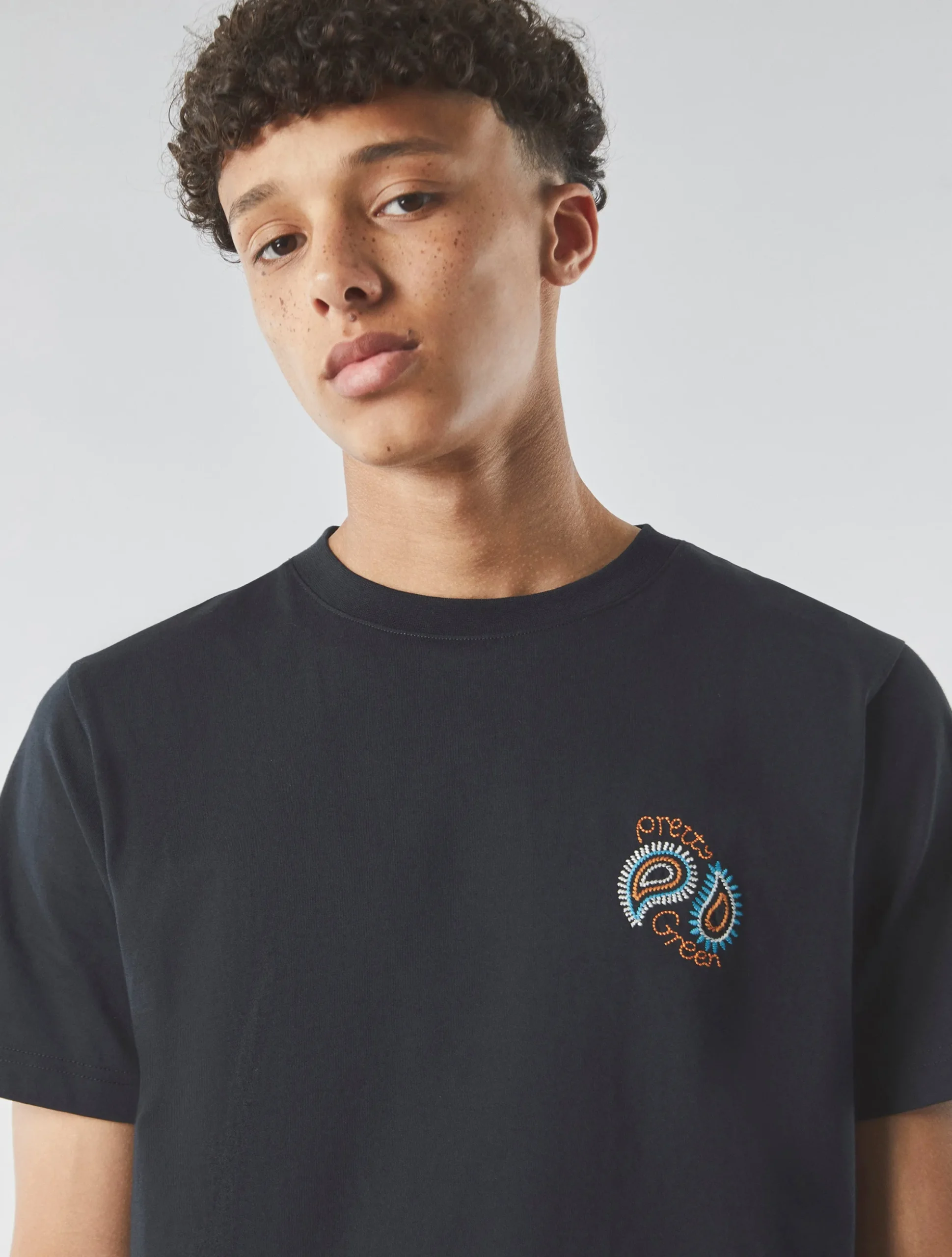 Pretty Green Wonderwall Paisley Motif T-shirt Black Discount